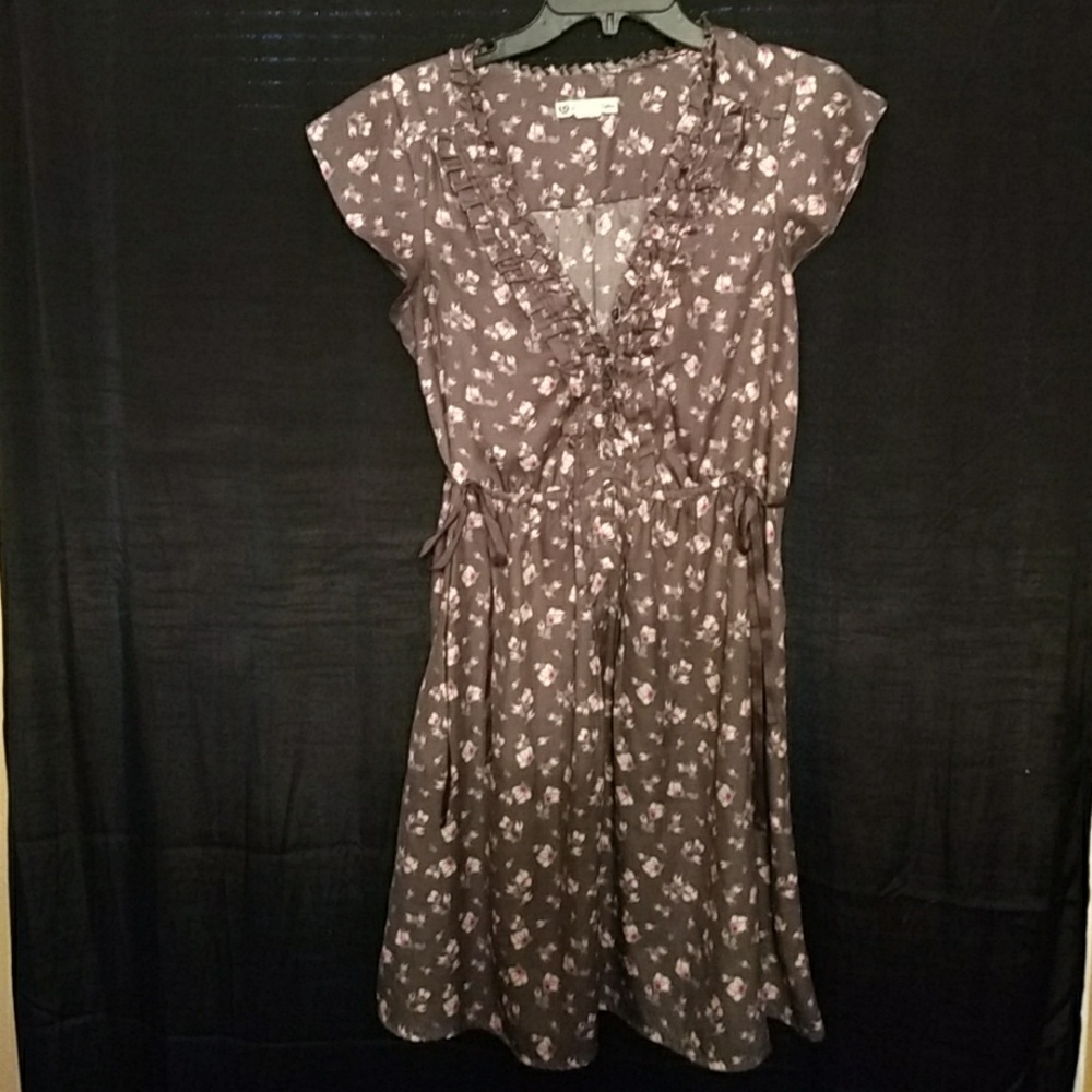 American Eagle gray flower dress